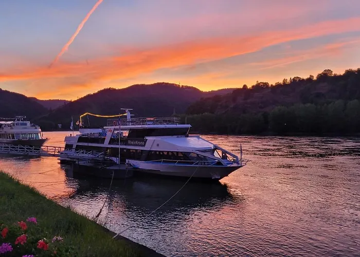 Mit Grosser Terrasse *